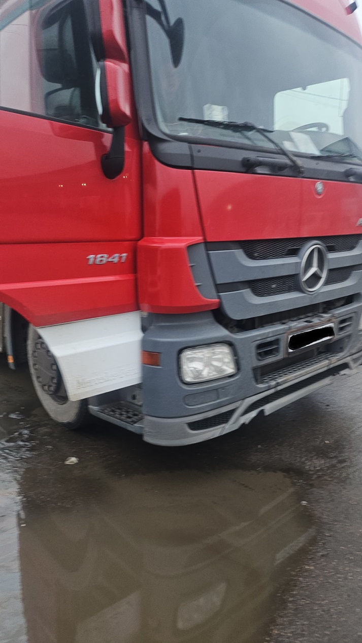 Замена энергоакуммулятора - грузовой Мерседес